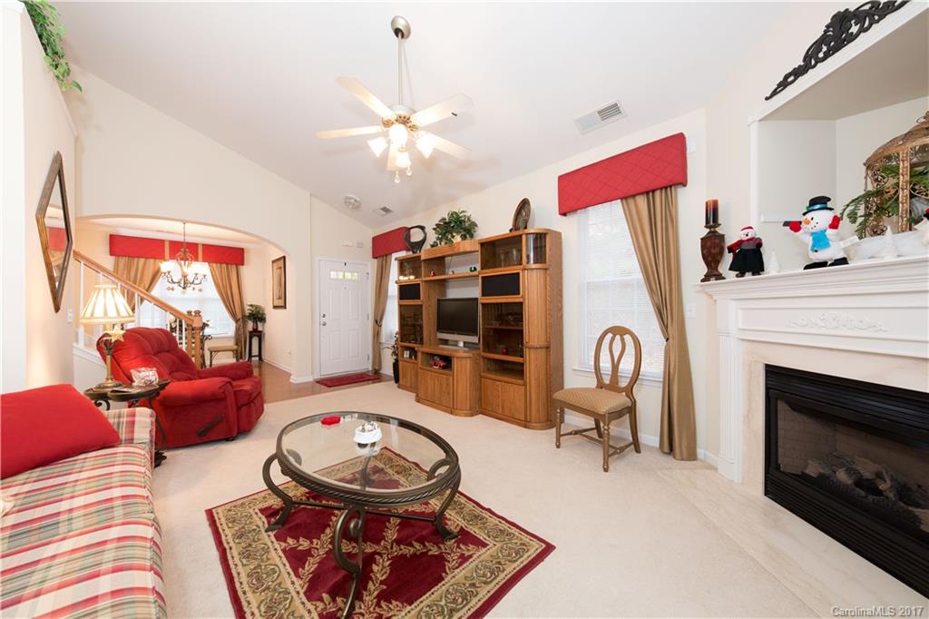 Ridge Pointe - Residential