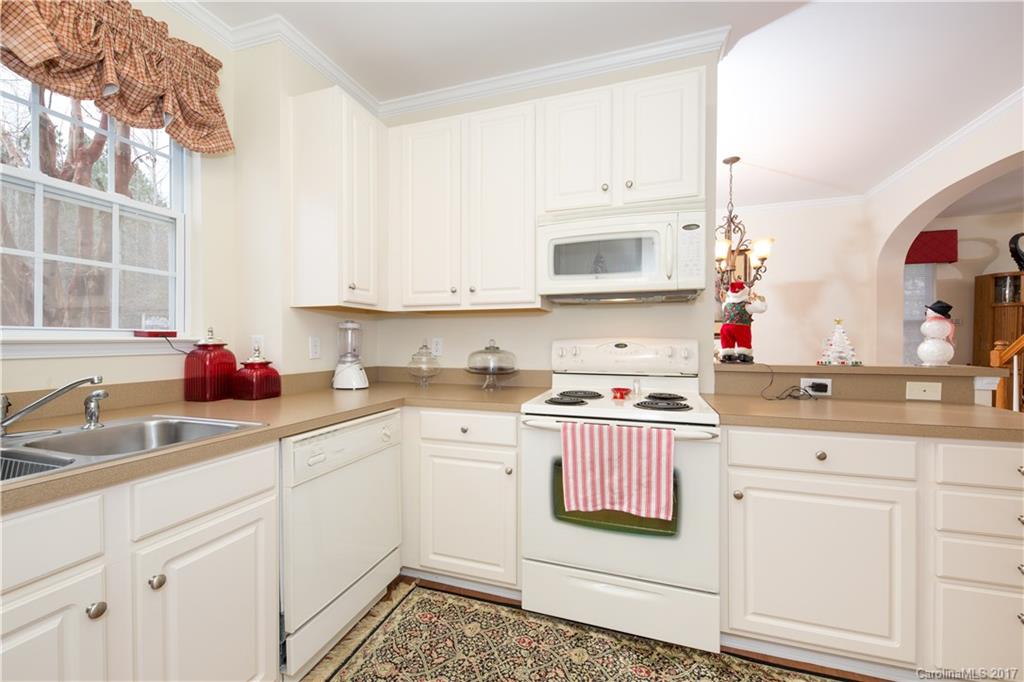 Ridge Pointe - Residential