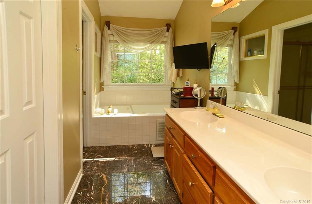 Davis Lake - Residential