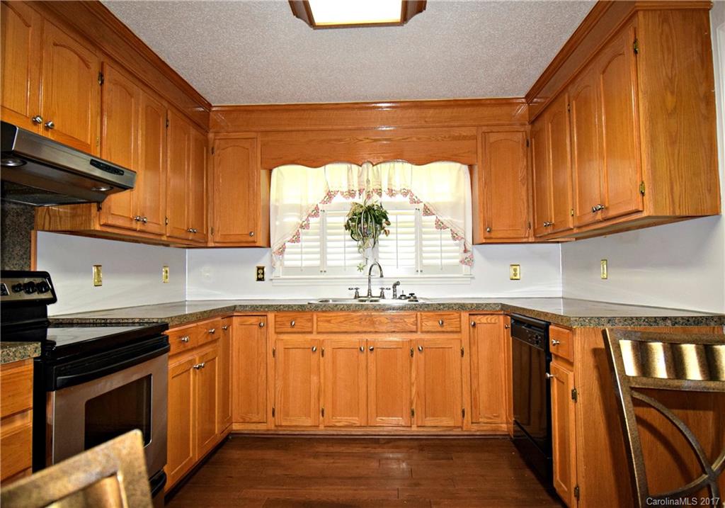 Sunset Park - Residential