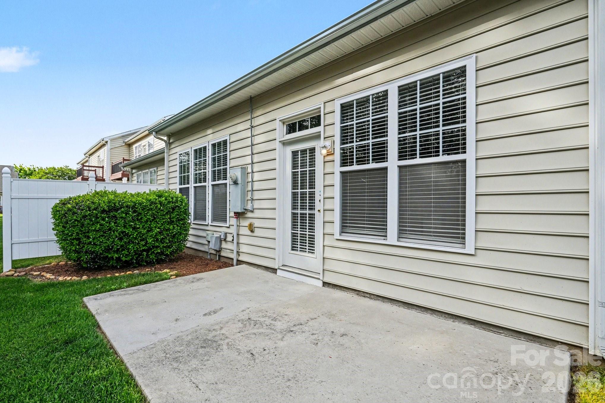 Crosspointe - Residential