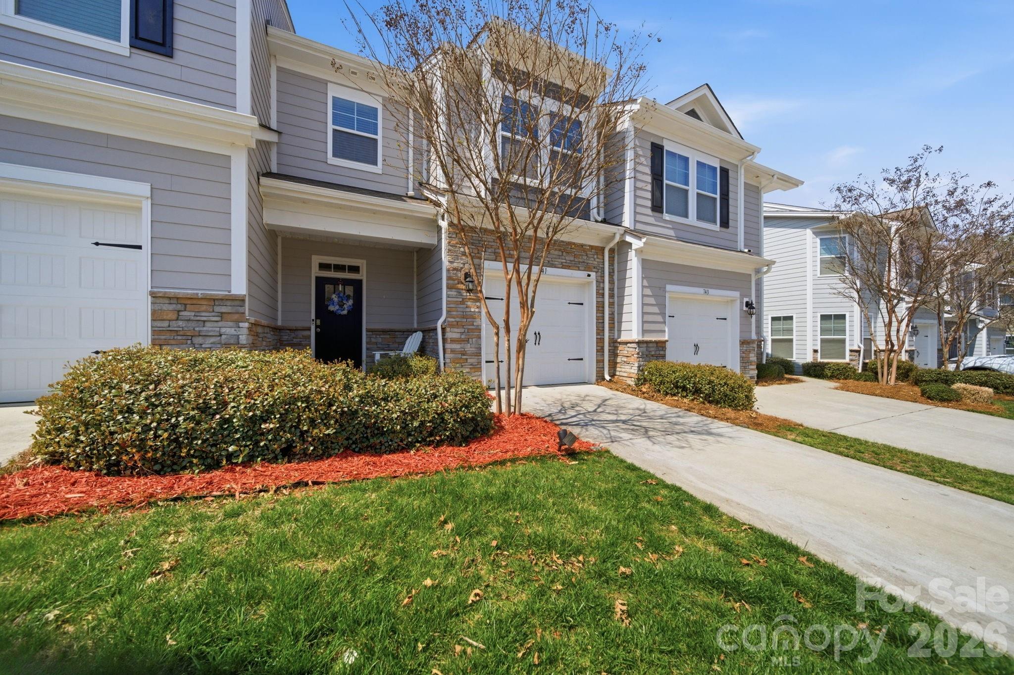 Ivy Ridge - Residential