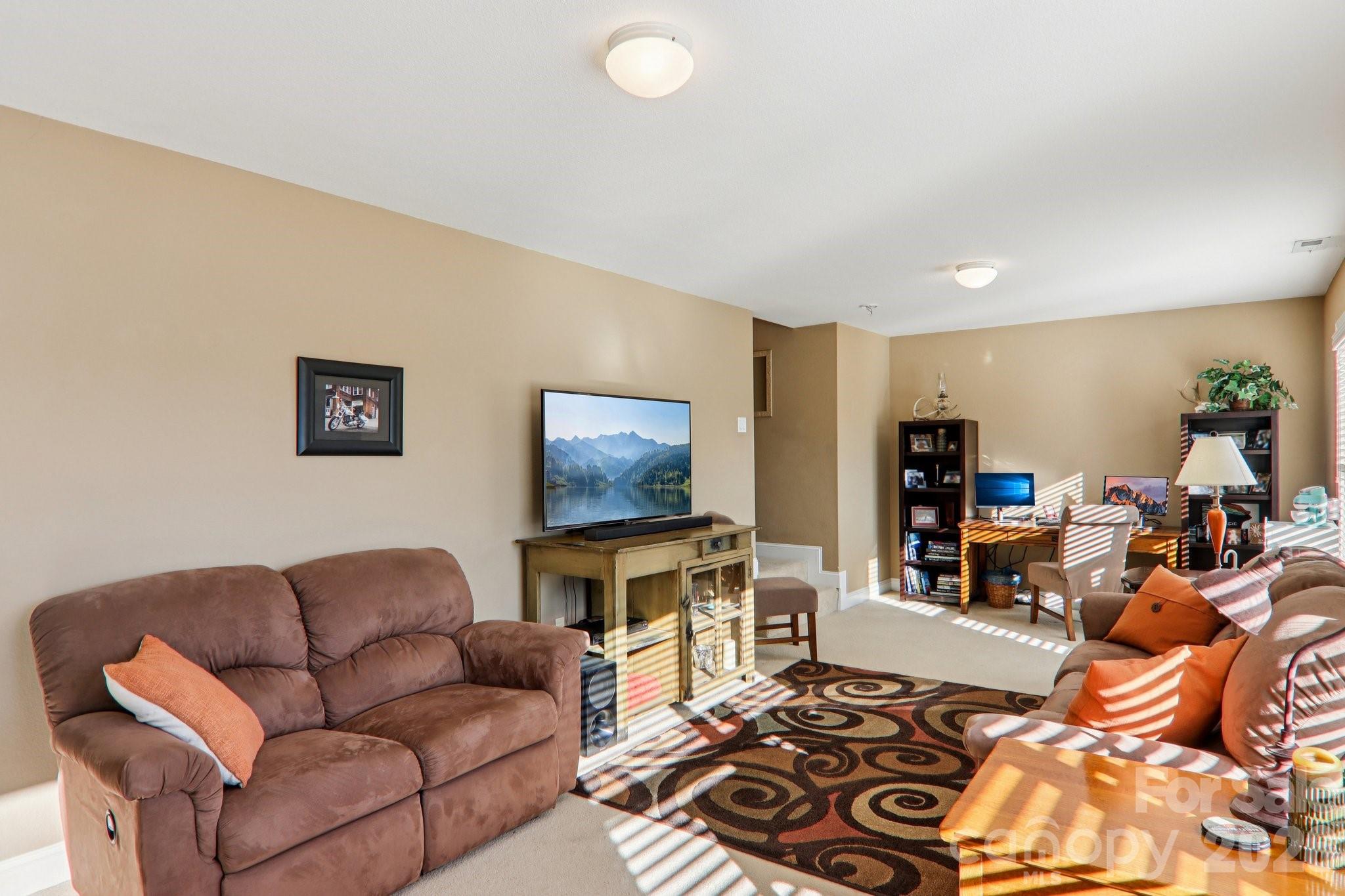 Eagle Chase - Residential