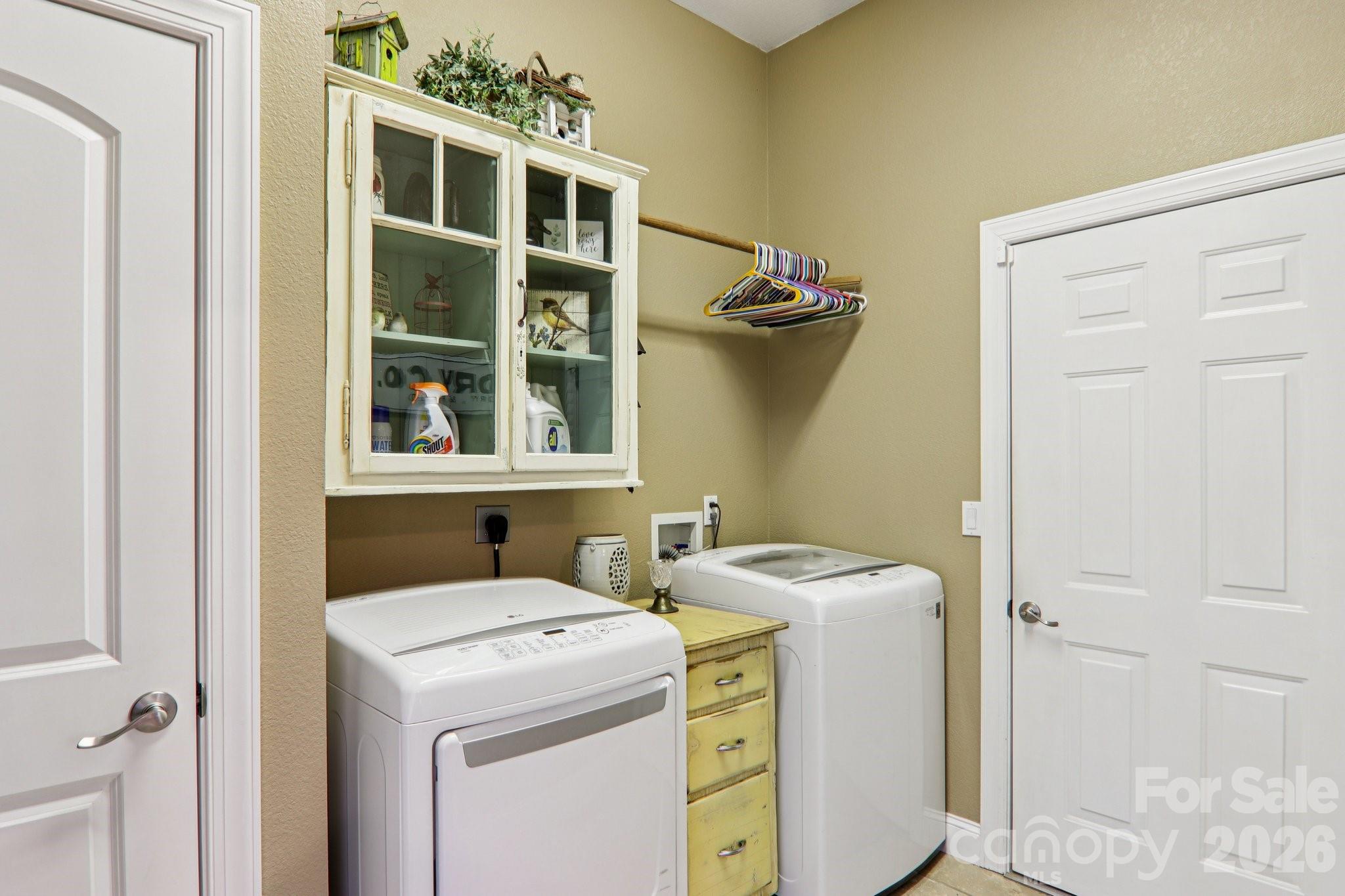 Eagle Chase - Residential