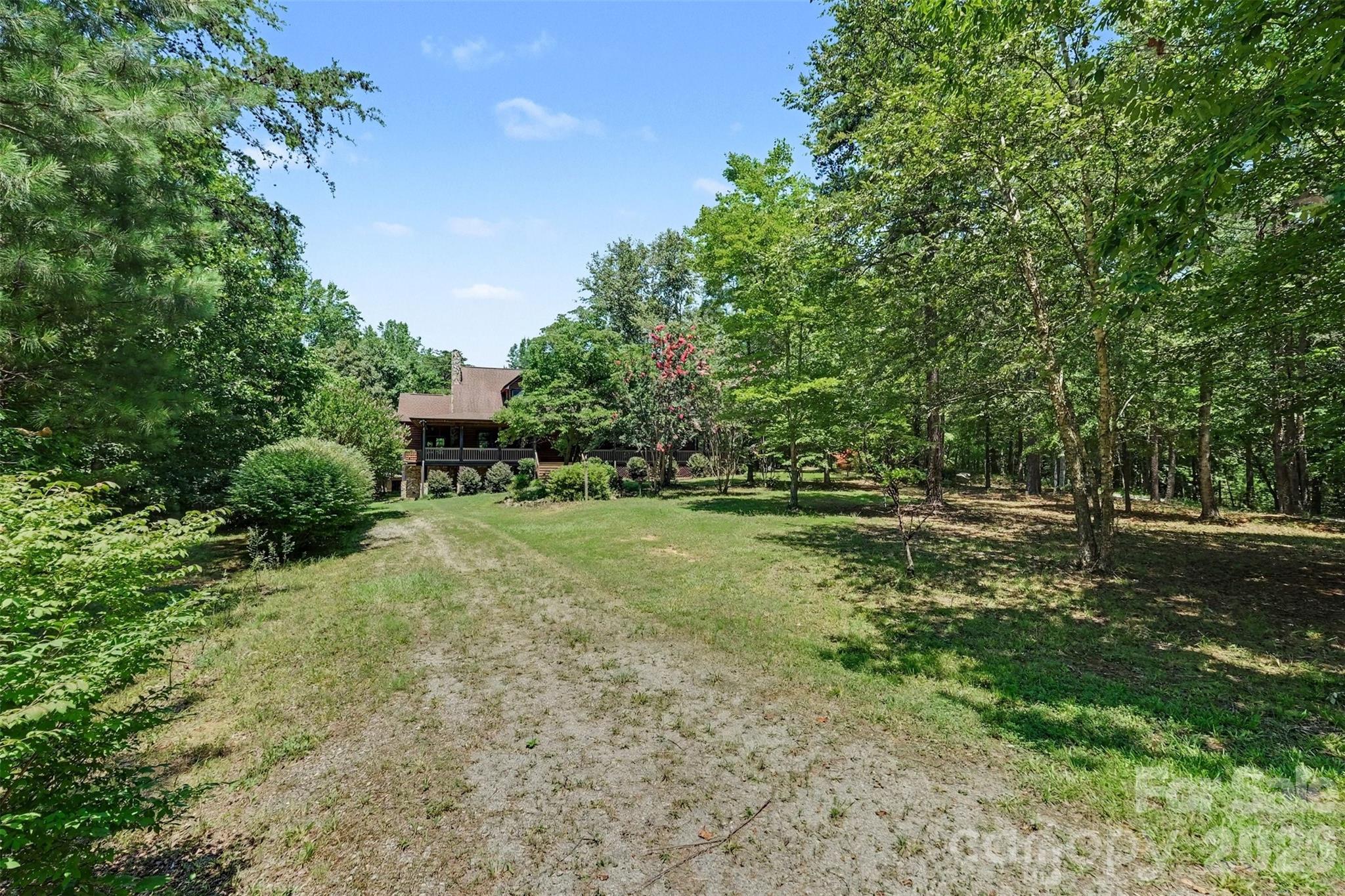 121 Mossy Rock Trail