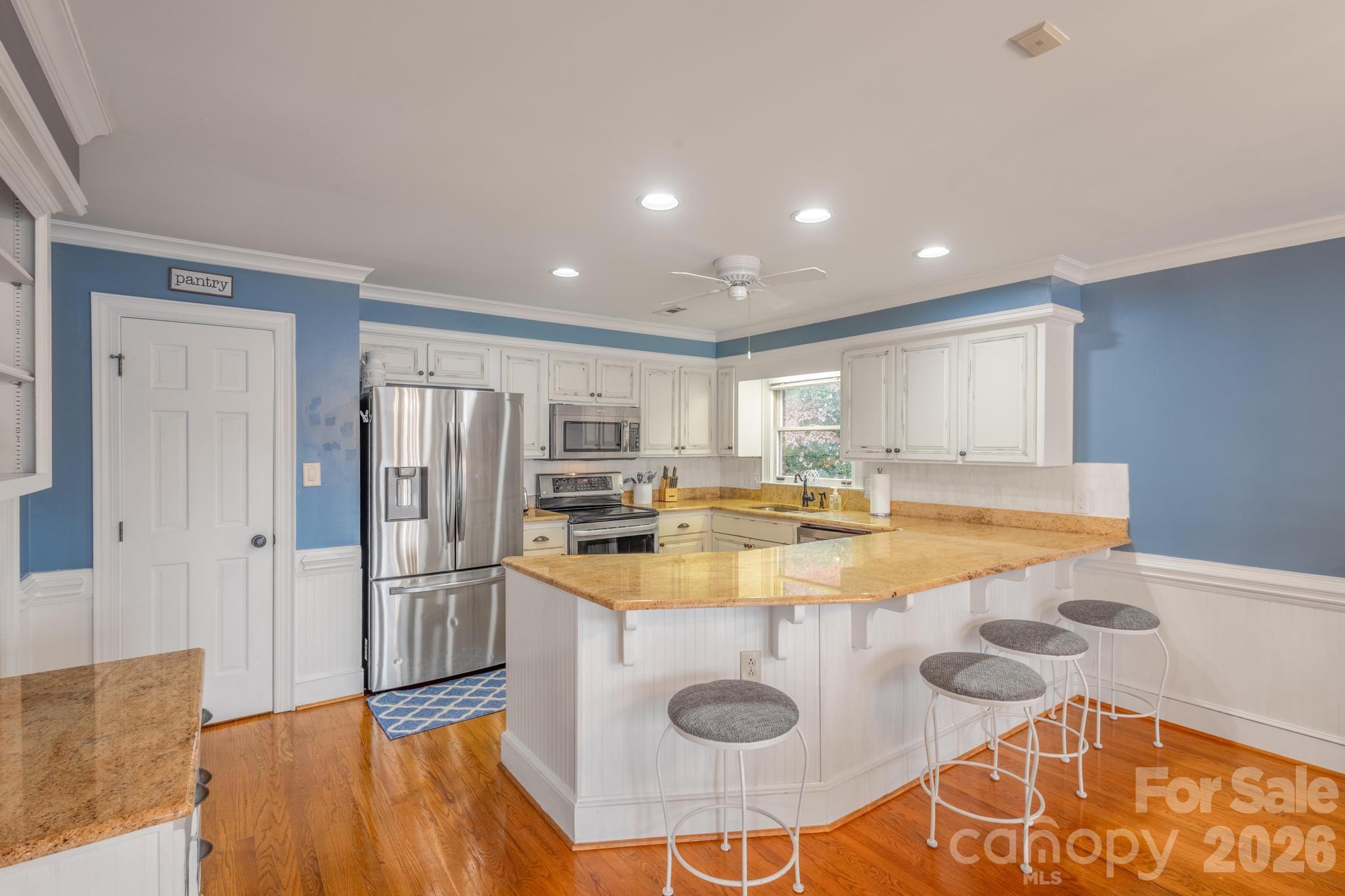 185 Willow Point Road