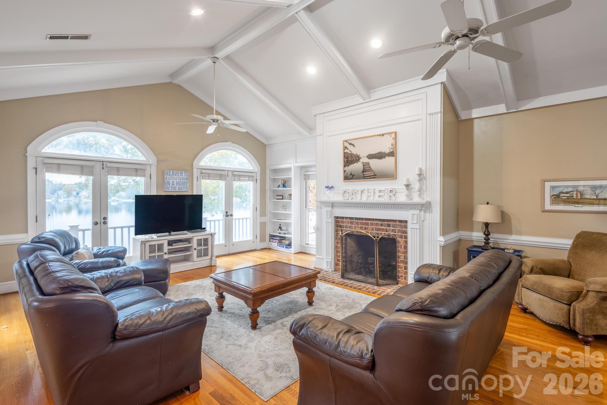 185 Willow Point Road