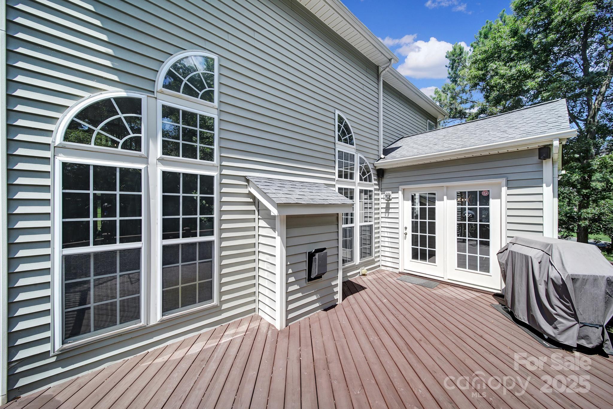 Sutton Place - Residential