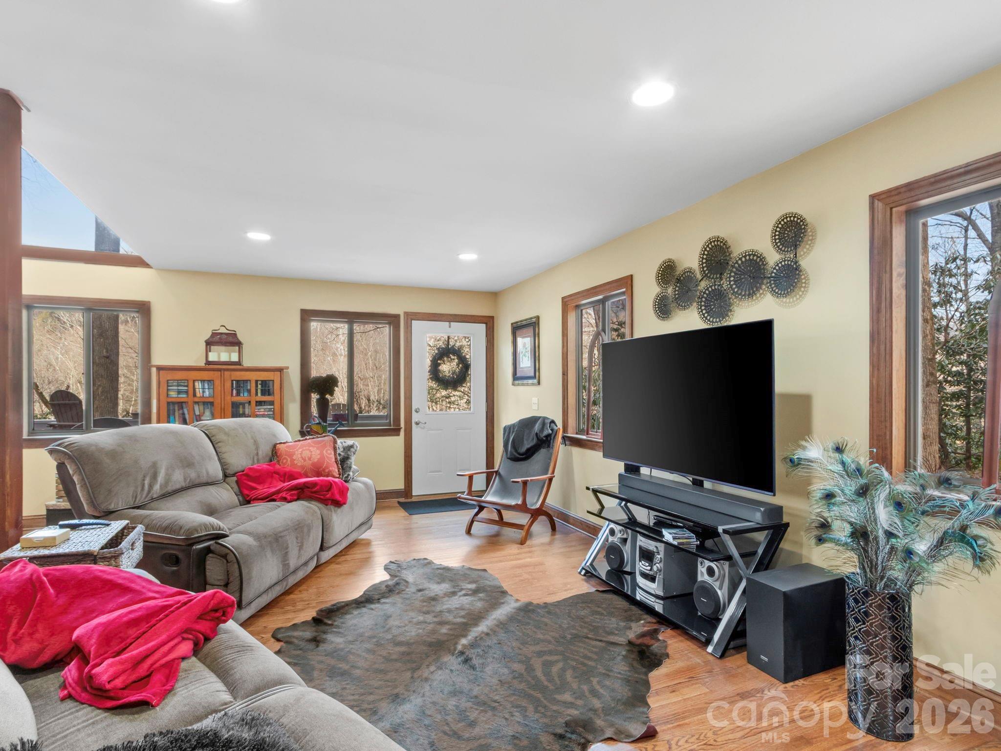 Mt. Mitchell Lands - Residential