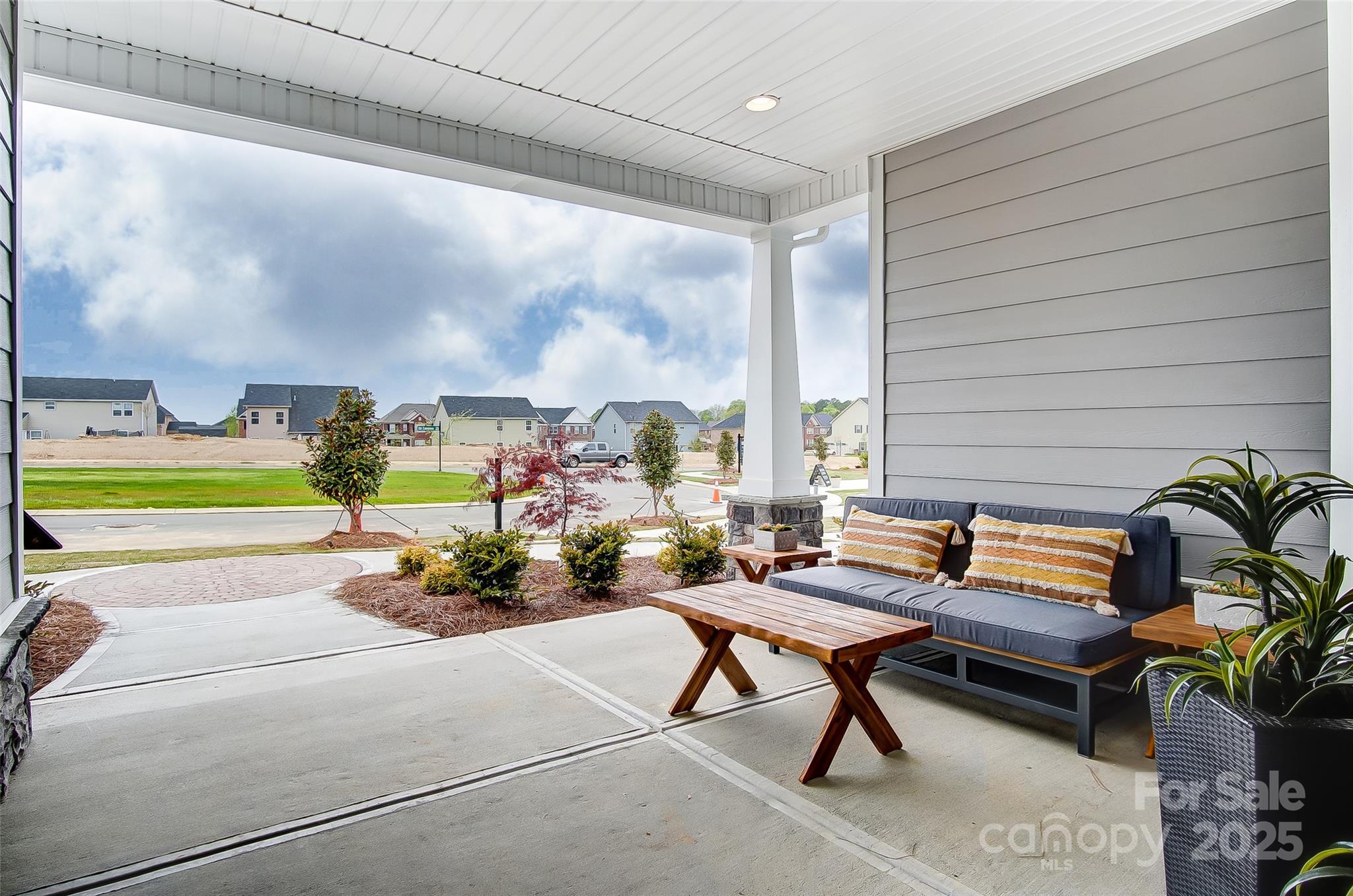 1018 Heritage Pointe 302