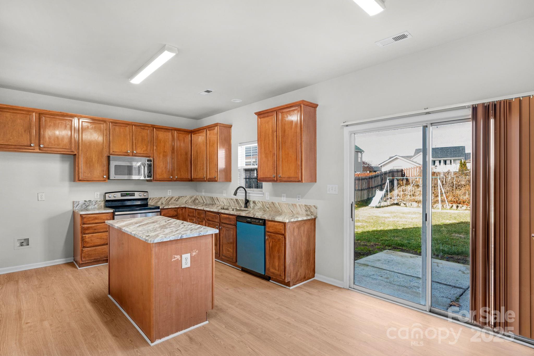 Rocky River Village - Residential