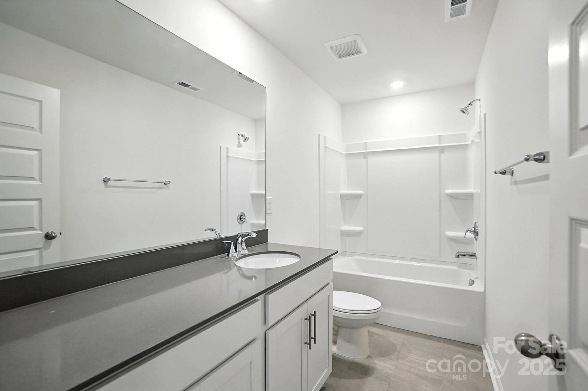 Wellington Pointe - Residential