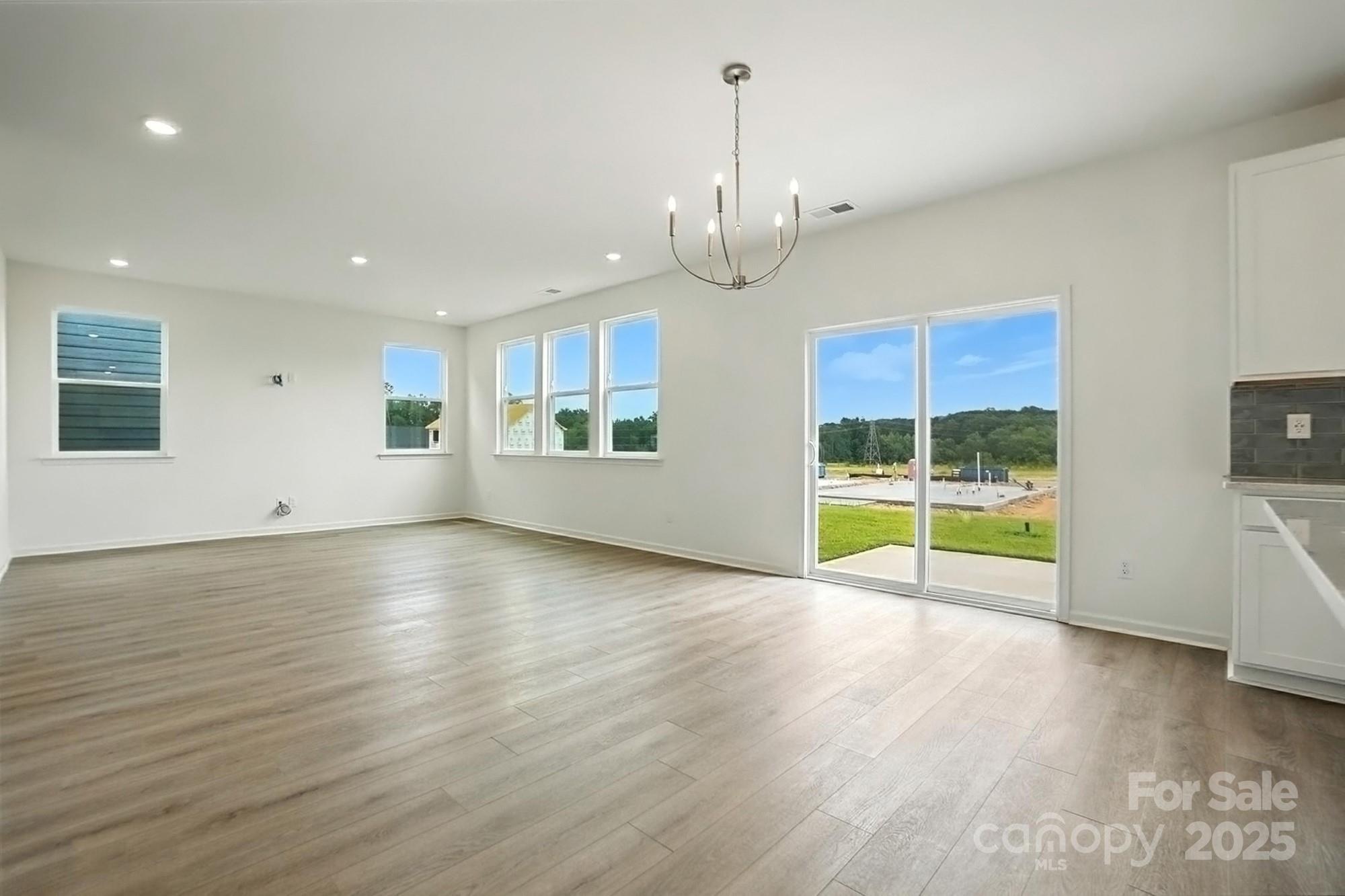 Wellington Pointe - Residential