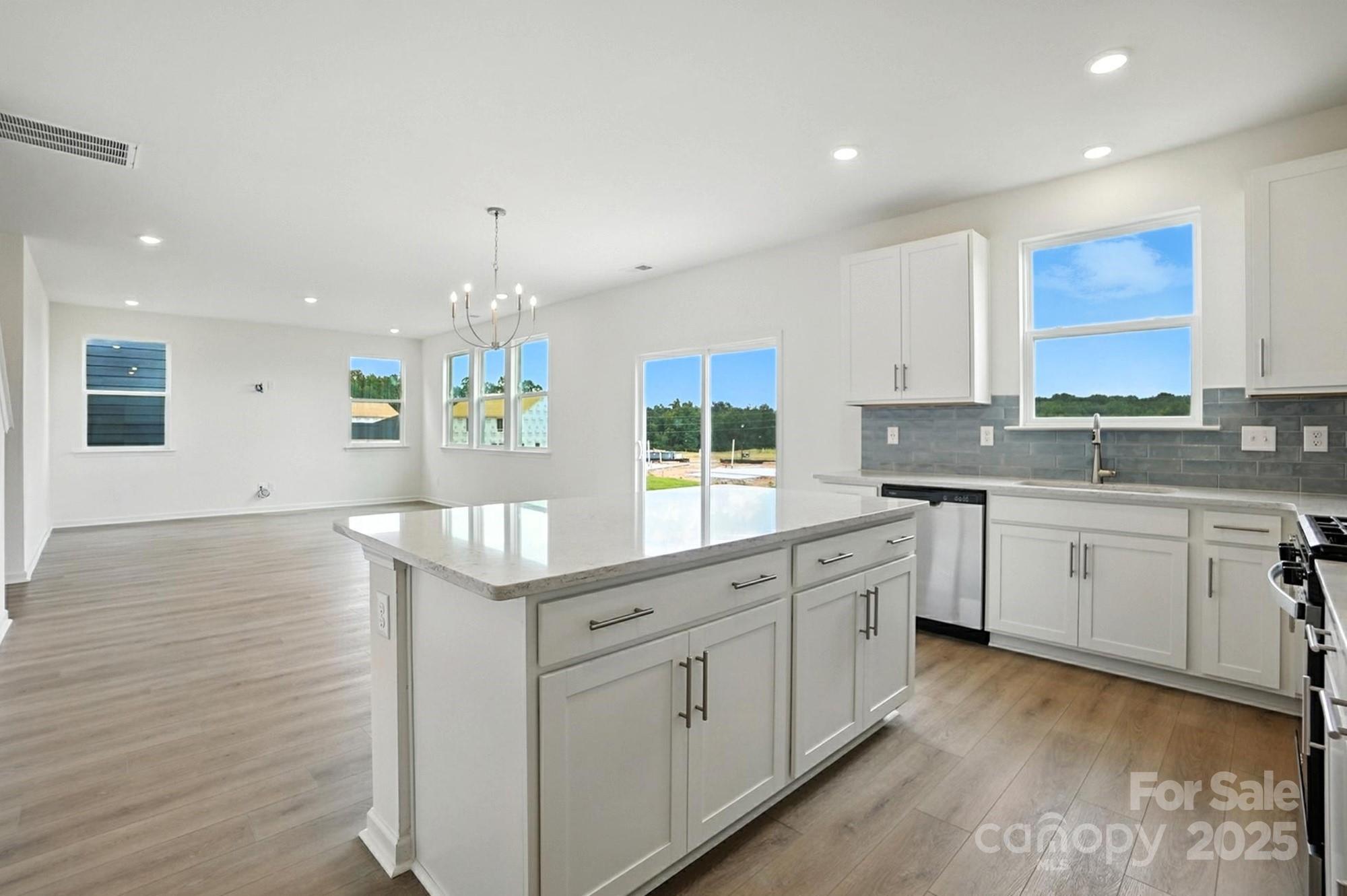 Wellington Pointe - Residential