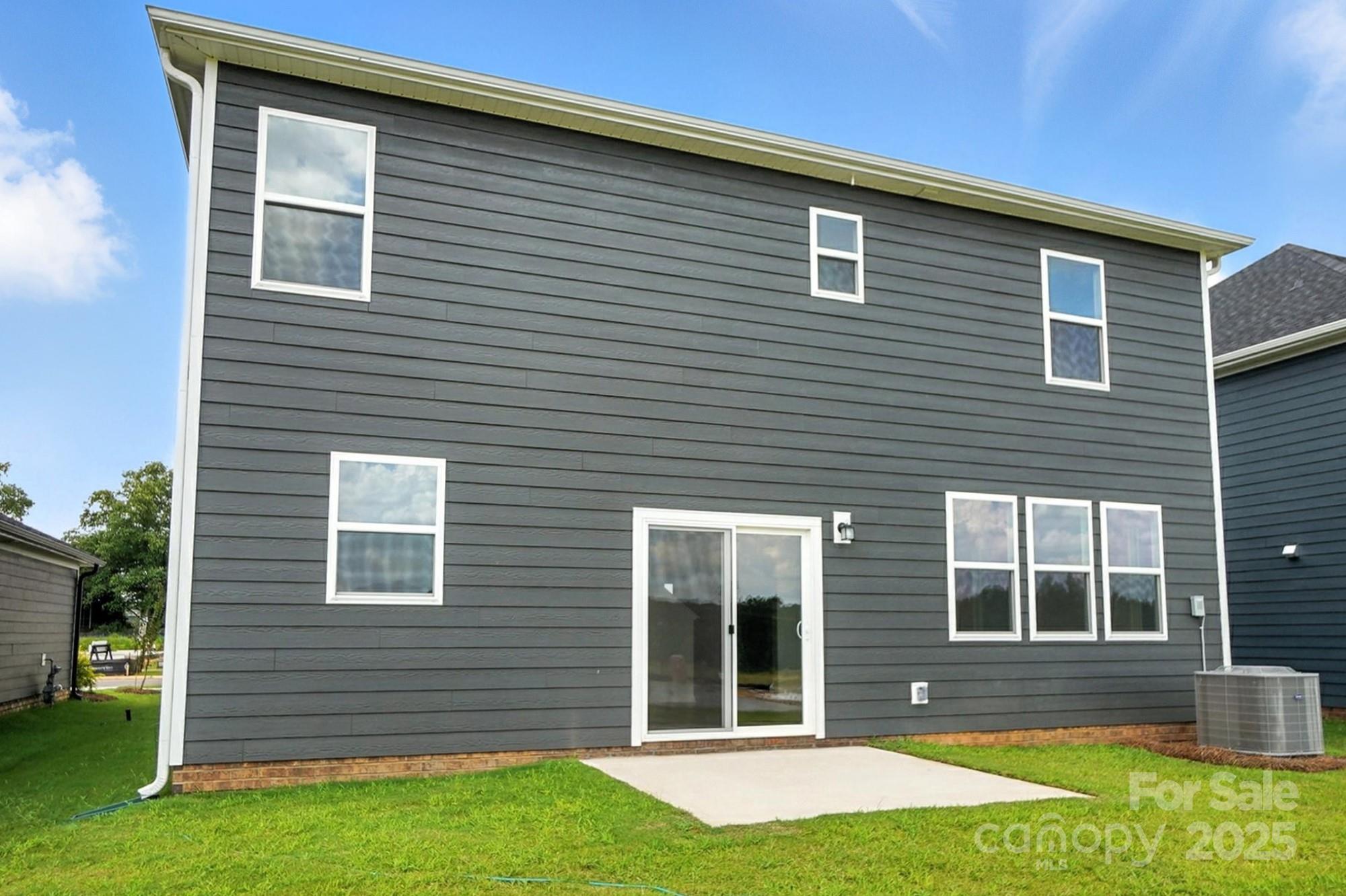 Wellington Pointe - Residential