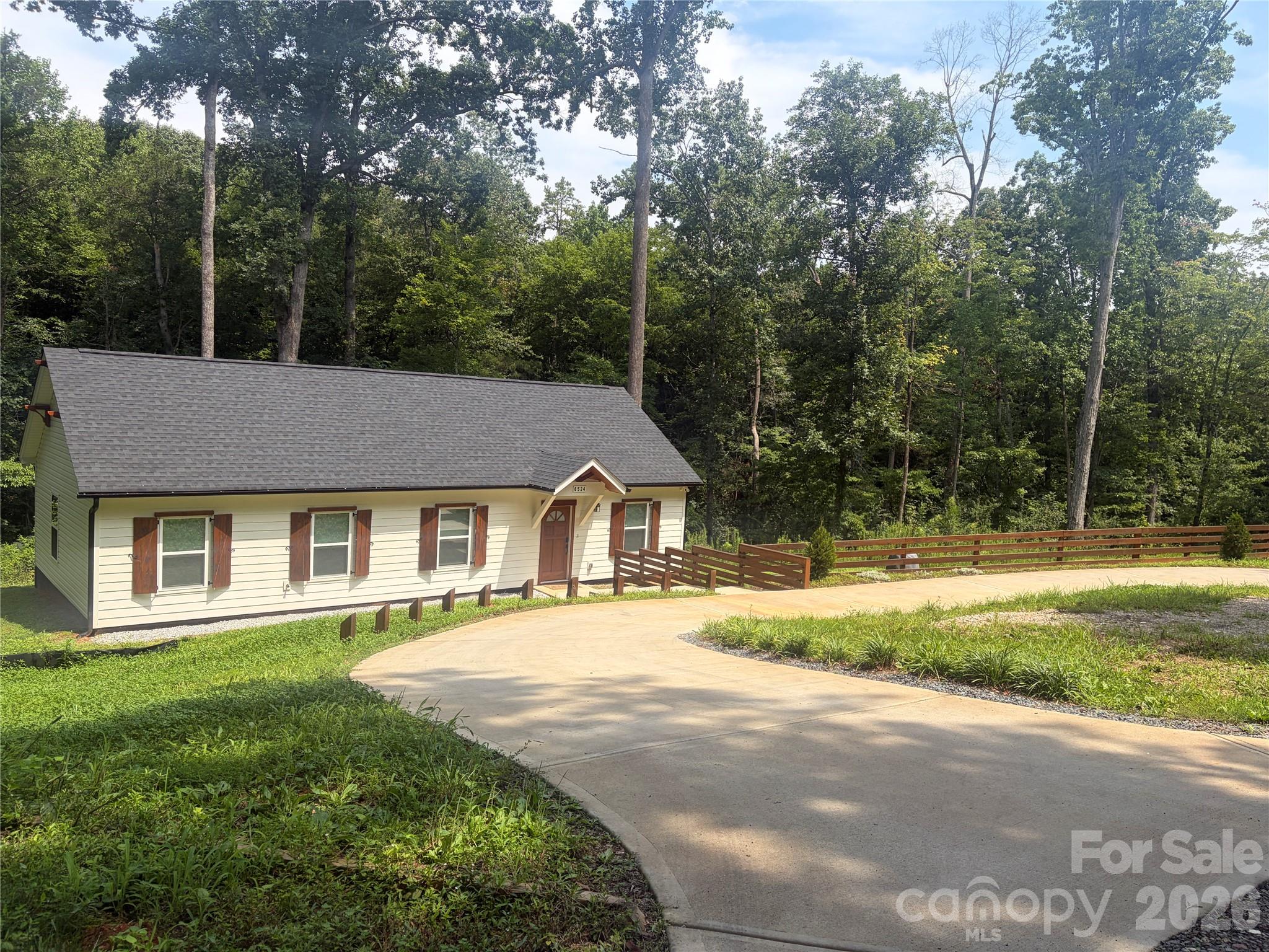 6524 Mintbrook Drive