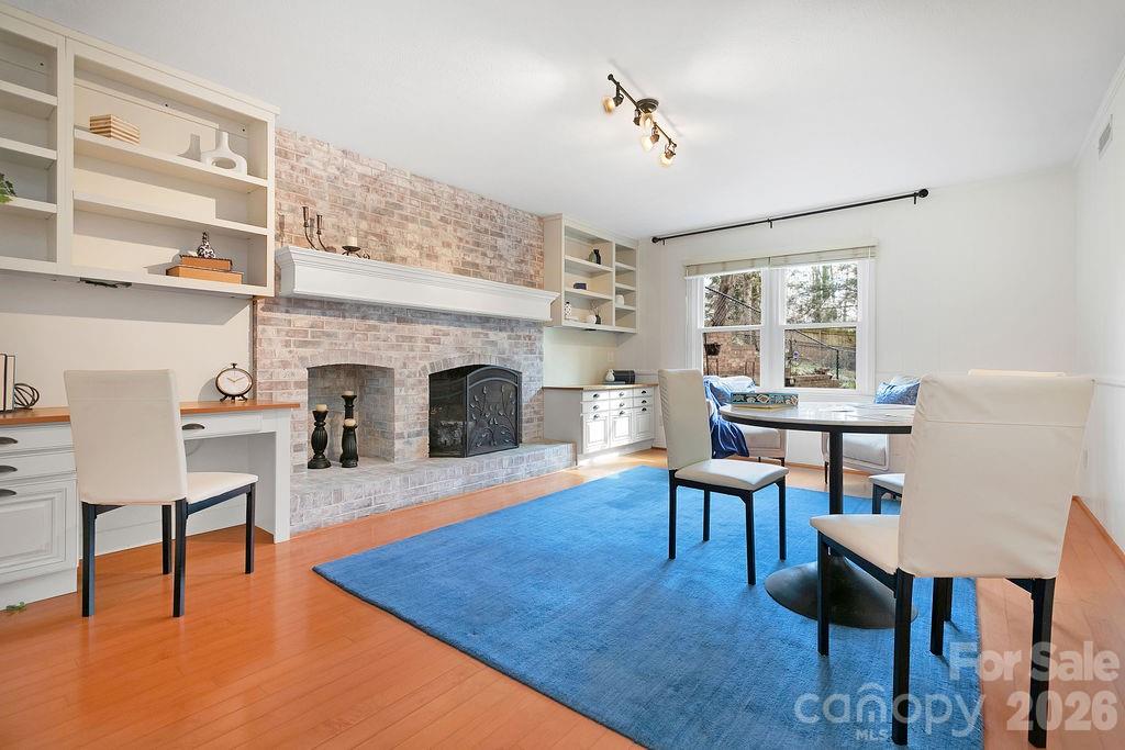 Illahee Hills - Residential