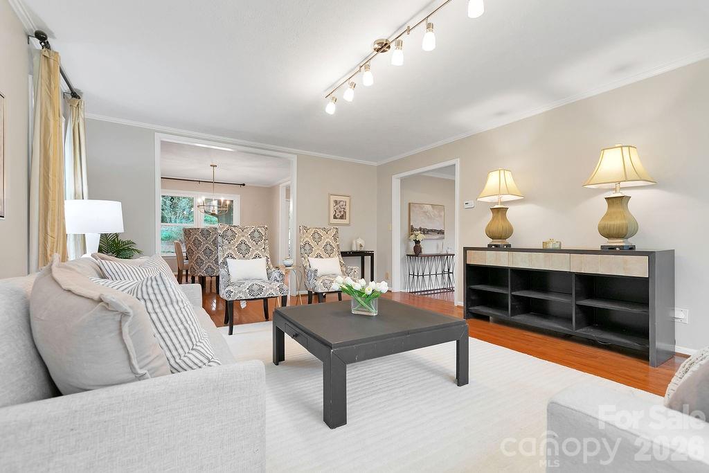 Illahee Hills - Residential