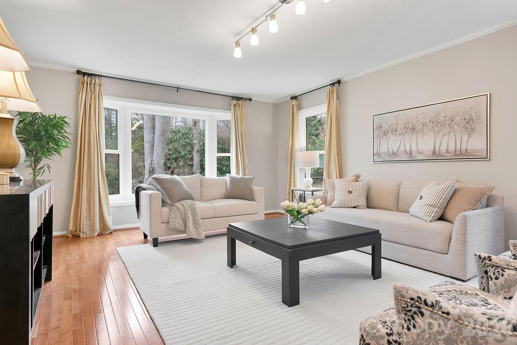 Illahee Hills - Residential