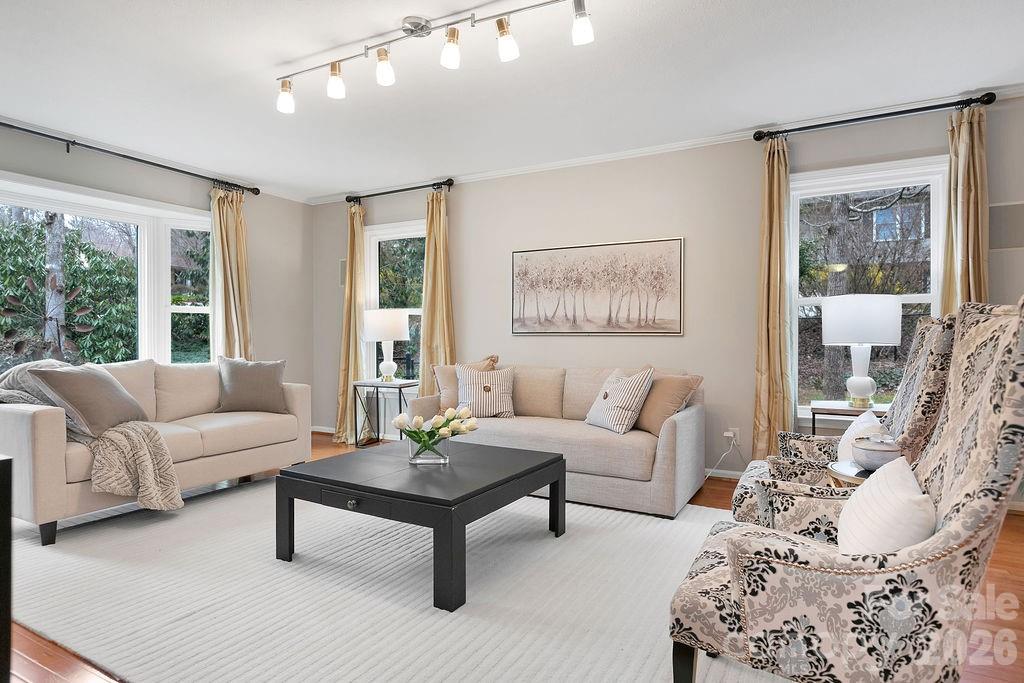 Illahee Hills - Residential