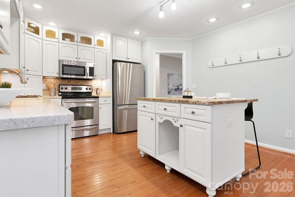 Illahee Hills - Residential