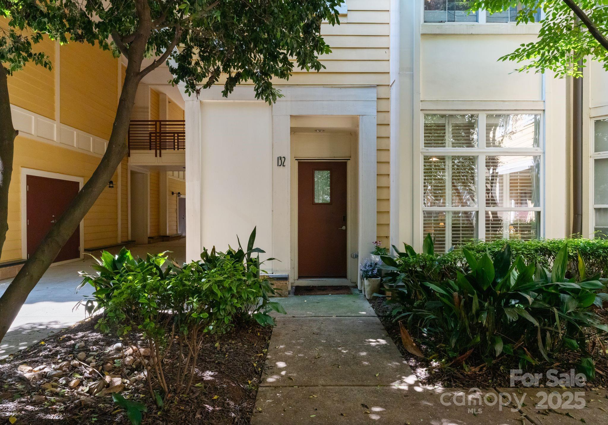 2125 Southend Drive 132