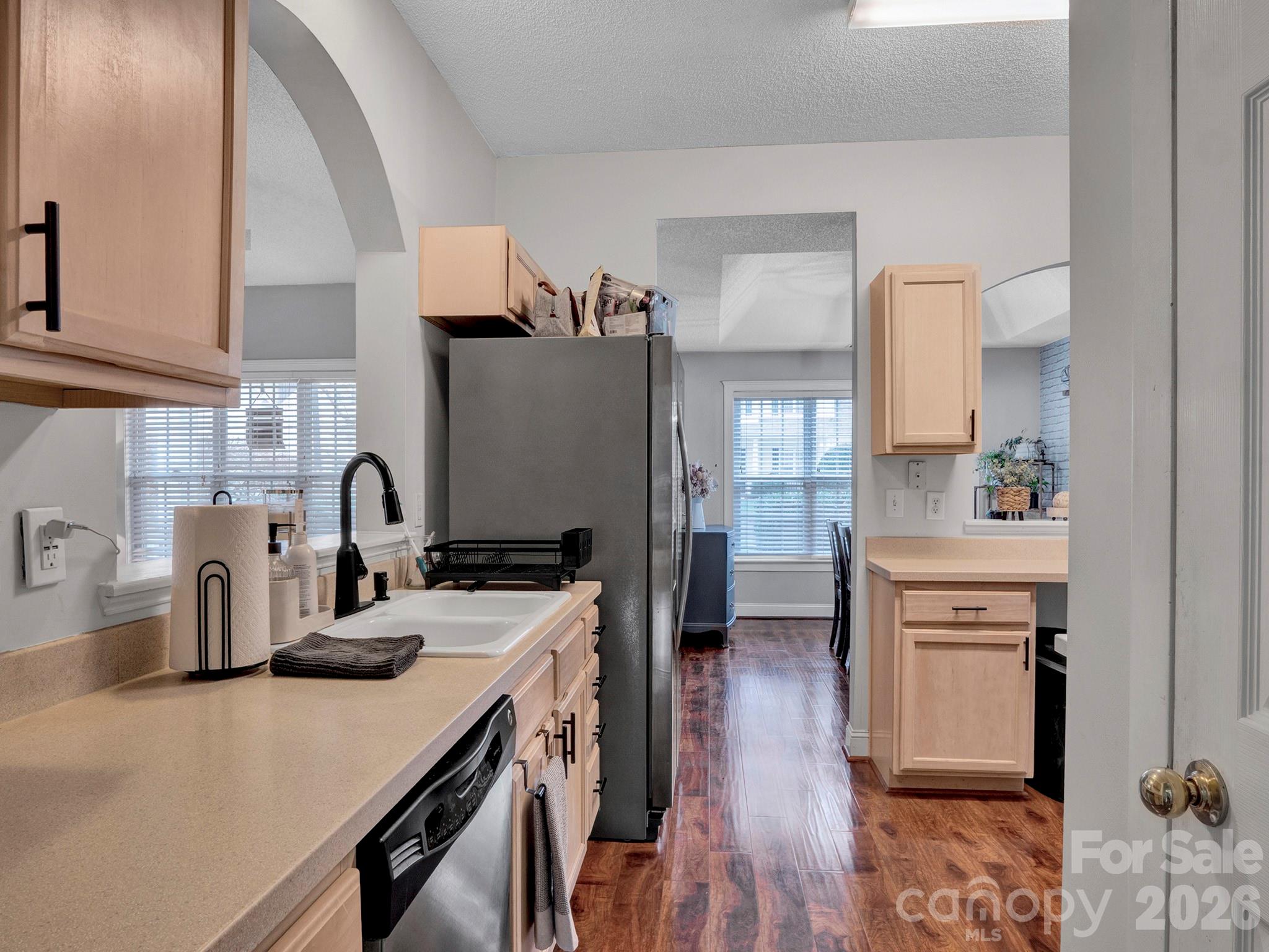 Hagers Ferry - Residential