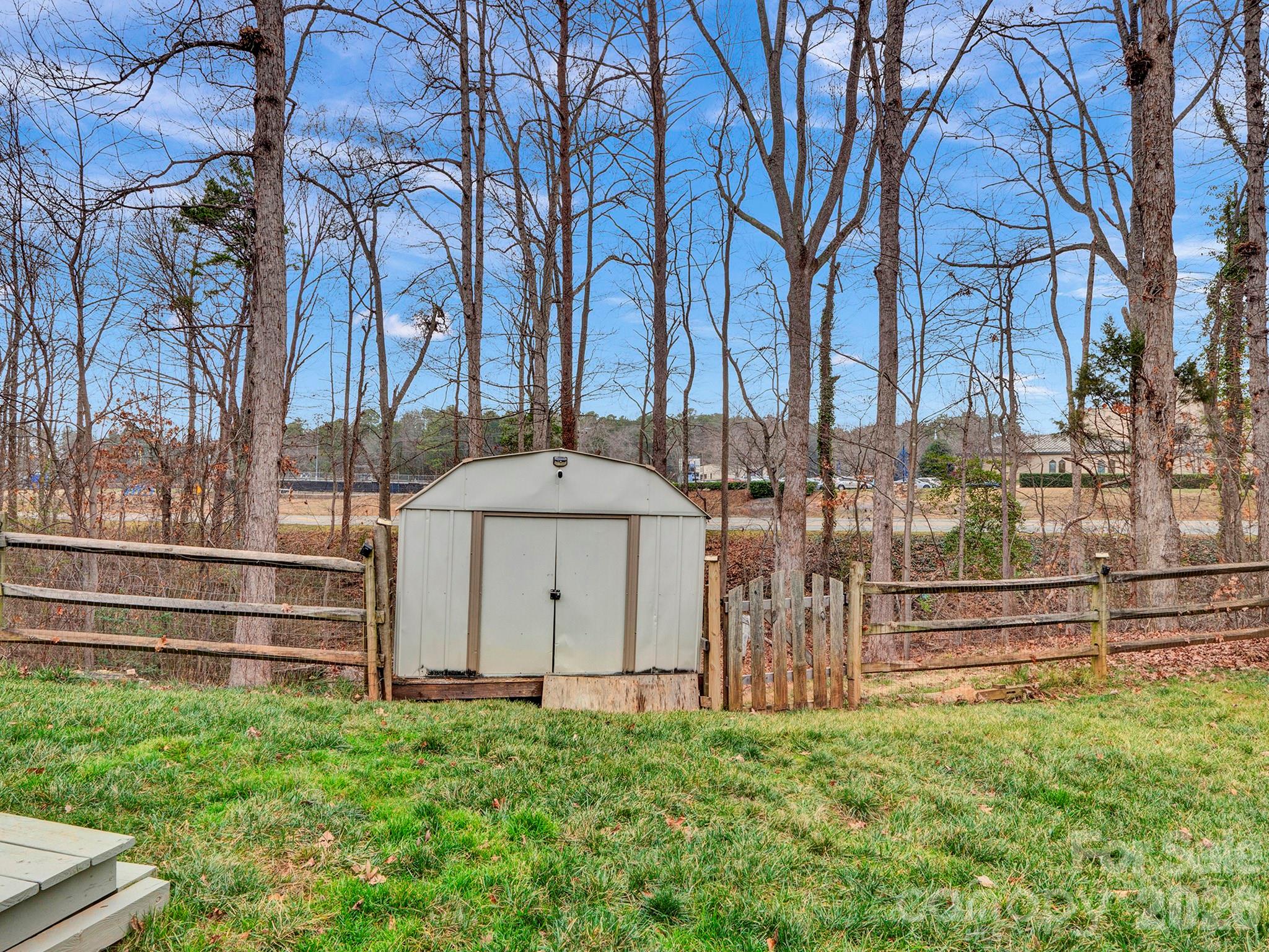 Hagers Ferry - Residential