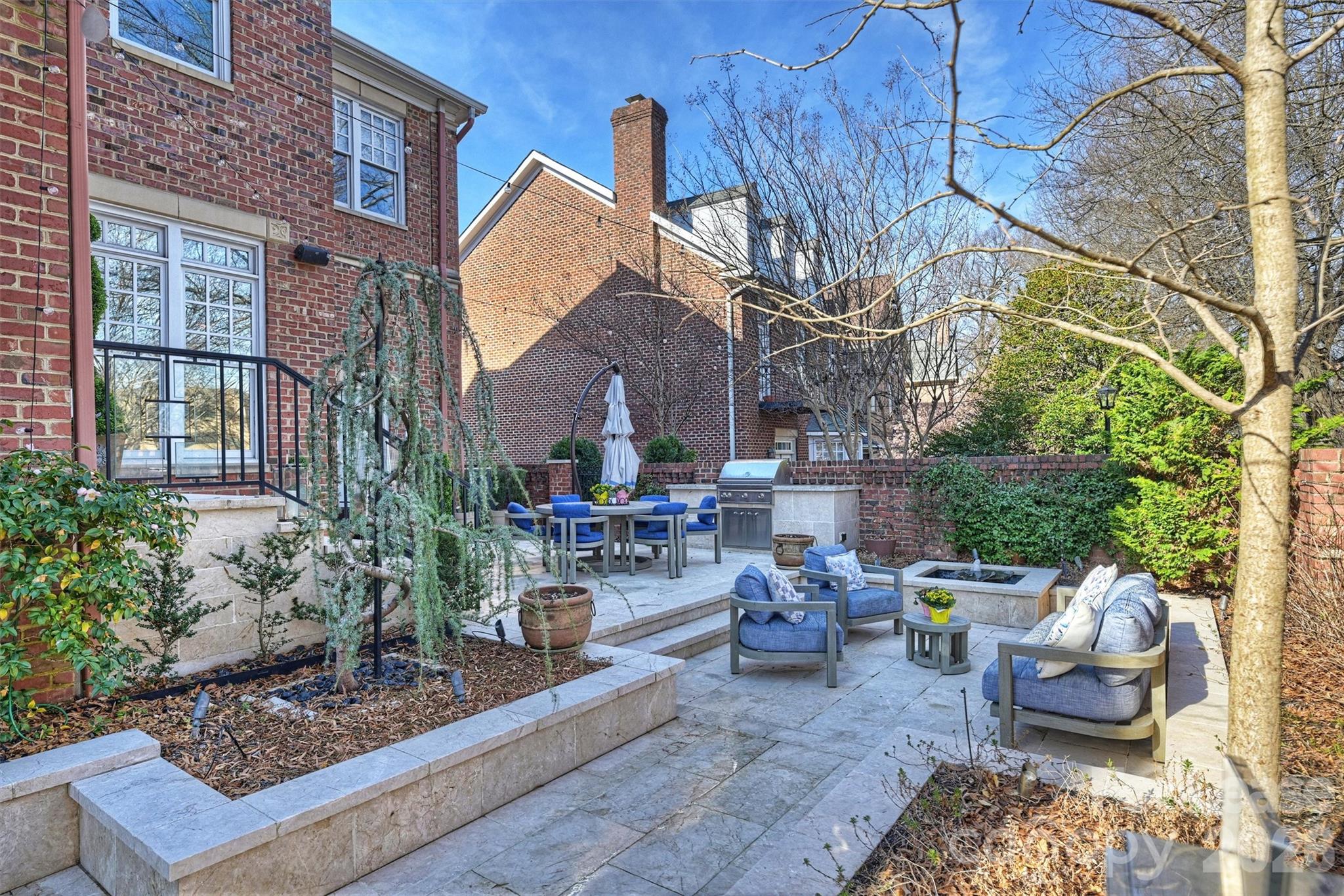 Dilworth Crescent - Residential Lease