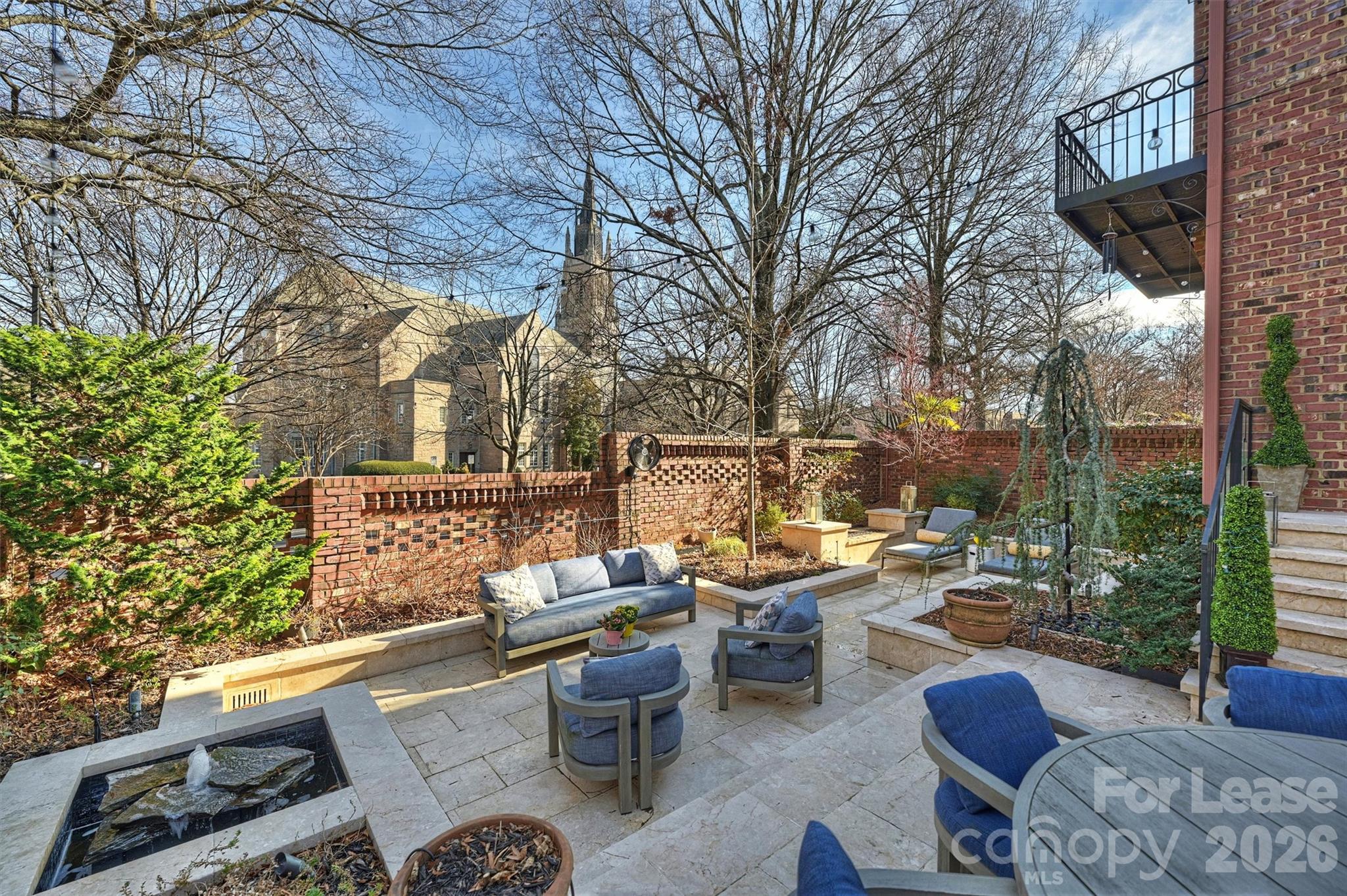 Dilworth Crescent - Residential Lease