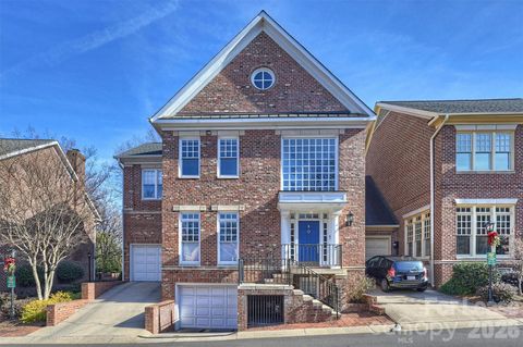 Photo of 1124 Dilworth Crescent Row, Charlotte, NC 28203 (MLS # 4336209)