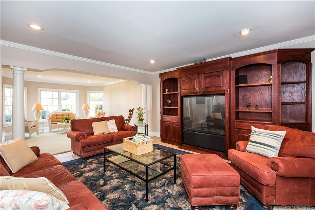 Sterling Pointe - Residential