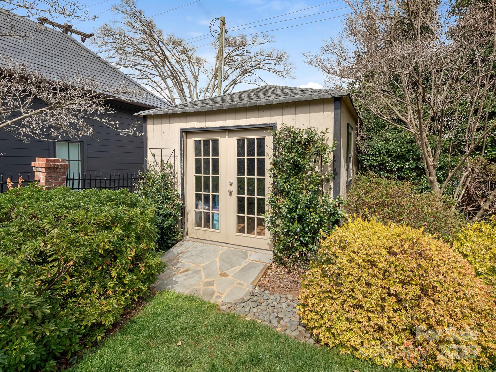 Myers Park - Residential