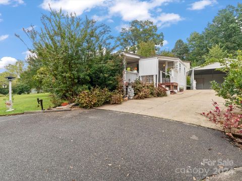 A home in Hickory