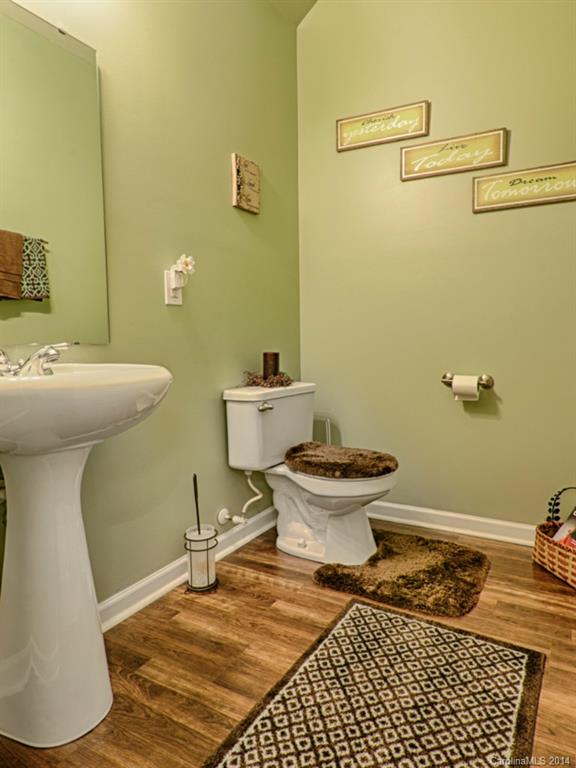 Sandy Pointe - Residential