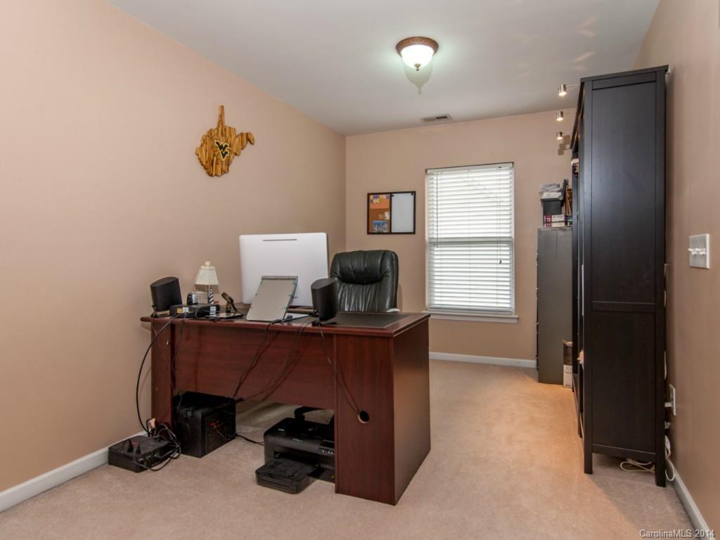 Sandy Pointe - Residential