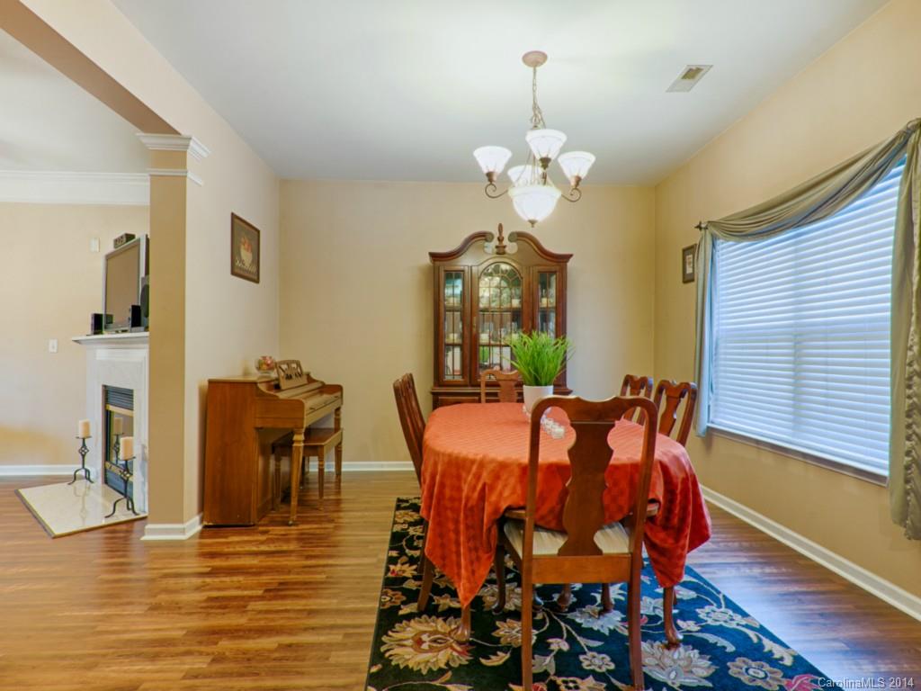 Sandy Pointe - Residential