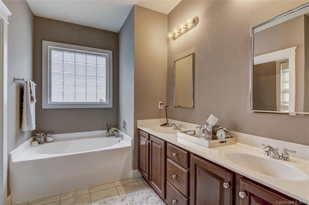 Monteith Park - Residential