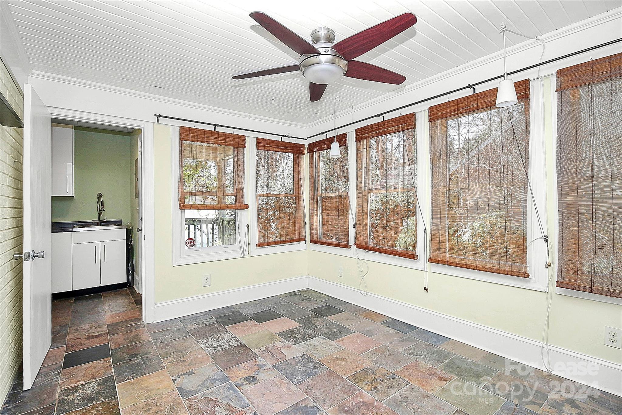 Commonwealth Park - Residential Lease