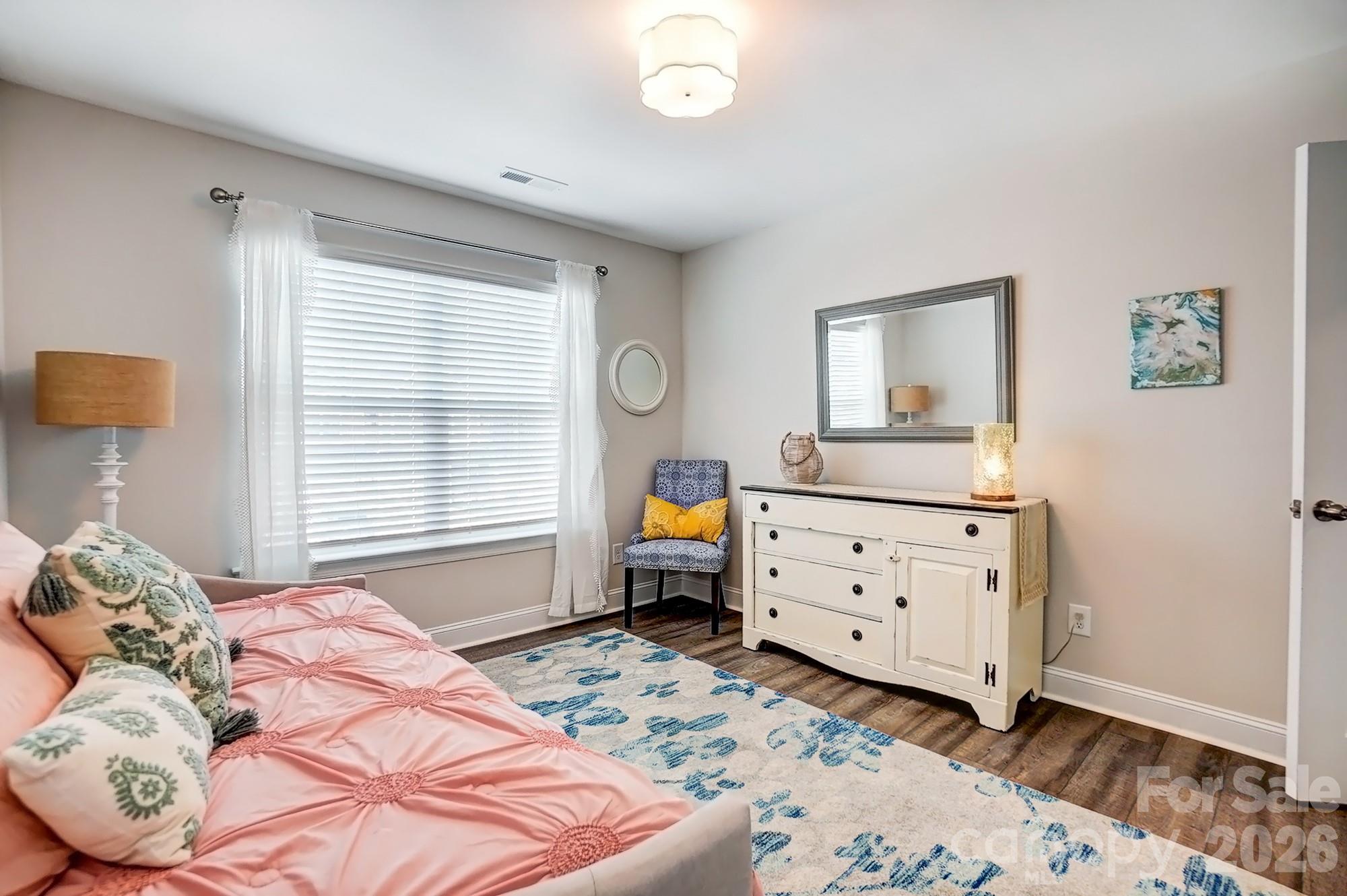 Harrisburg Village - Residential