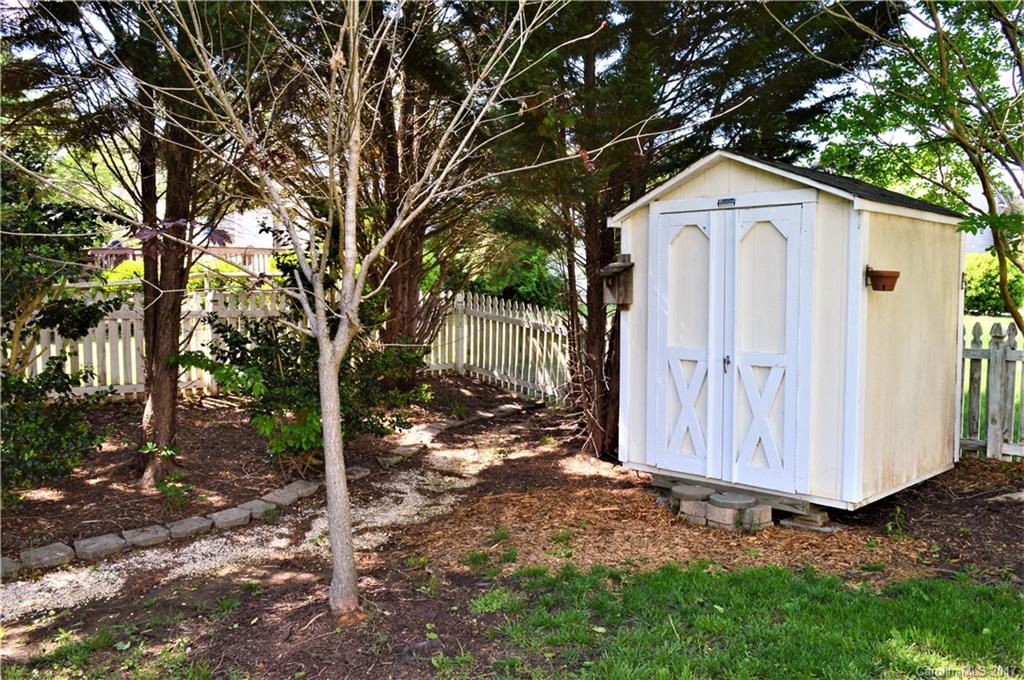 Brandon Oaks - Residential