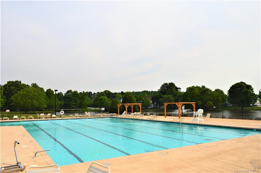 Brandon Oaks - Residential