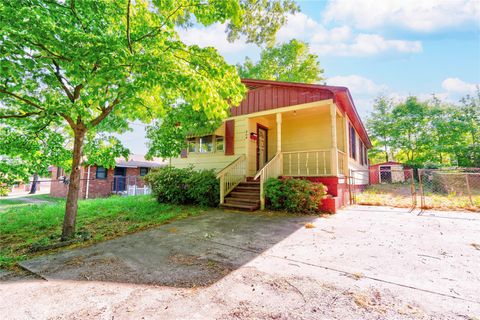 Photo of 804 Tenda Place, Shelby, NC 28150 (MLS # 4373772)