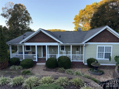 Photo of 1332 Lake Drive 9 Drive, Lexington, NC 27292 (MLS # 4436209)