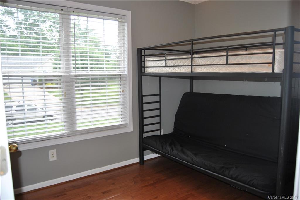 Mountain Manor - Residential