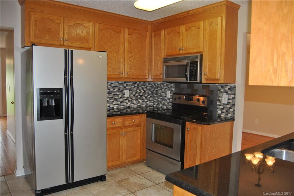 Mountain Manor - Residential