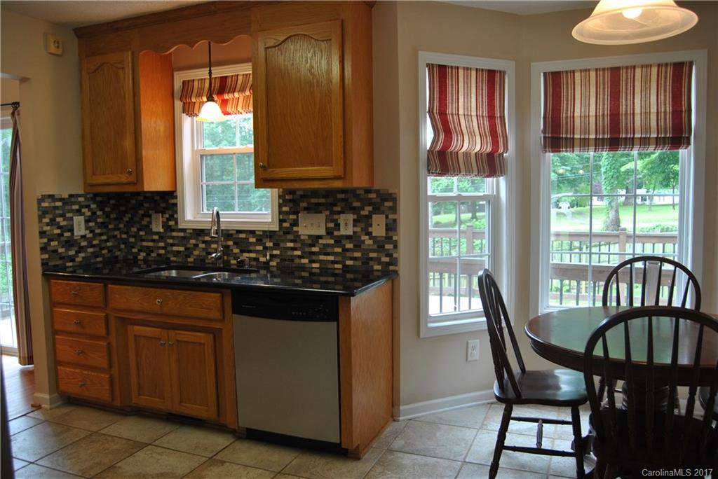 Mountain Manor - Residential