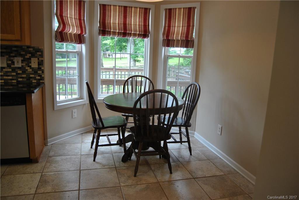 Mountain Manor - Residential