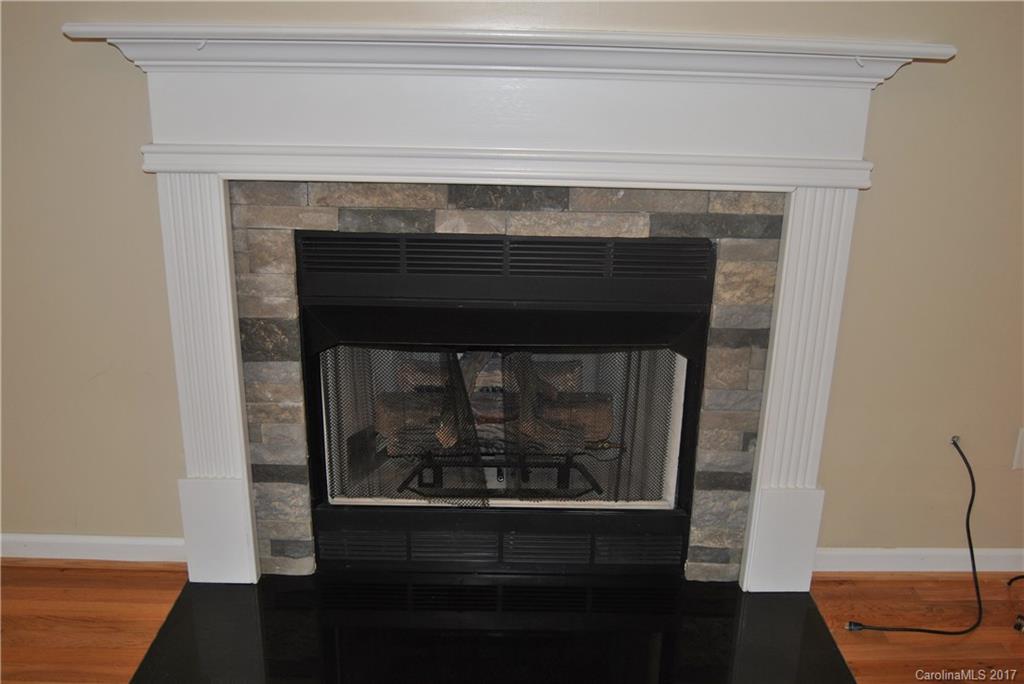 Mountain Manor - Residential