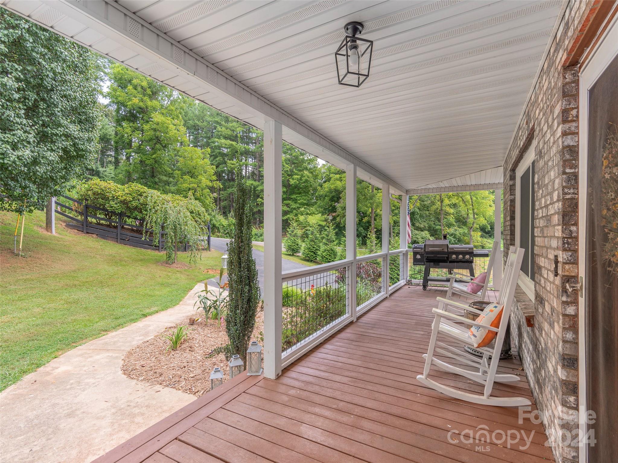 578 Hilltop Farm Road